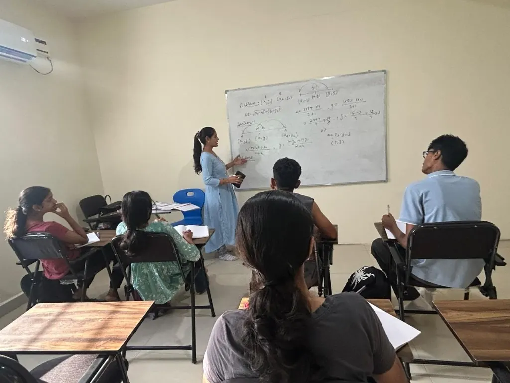 Catalyst Classes faculty teaching students in a classroom, Hyderabad